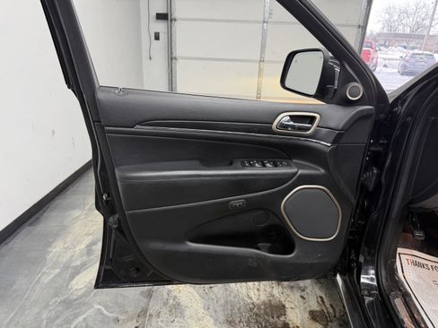 Used 2014 Jeep Grand Cherokee Summit image 10