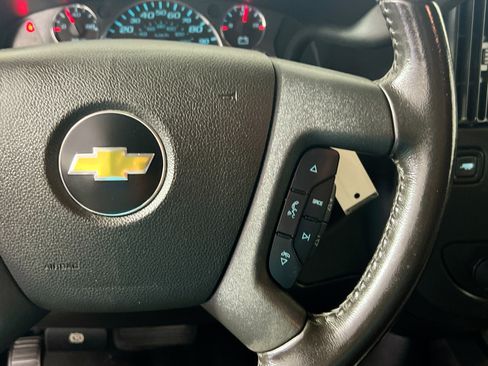 Used 2020 Chevrolet Express 3500 Extended w/ Driver Convenience Package RWD image 18