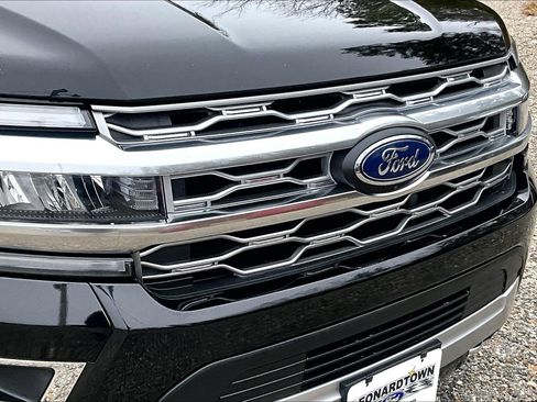 Certified 2022 Ford Expedition Platinum image 29