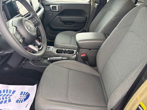 New 2026 Jeep Gladiator Willys image 15