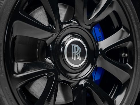 Used 2018 Rolls-Royce Wraith RWD image 23
