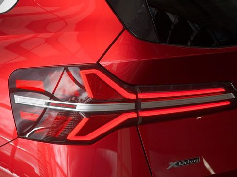 Used 2025 BMW X3 xDrive30i w/ Convenience Package image 32