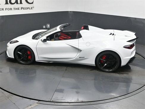 New 2026 Chevrolet Corvette E-Ray w/ Stealth Interior Trim Package image 22