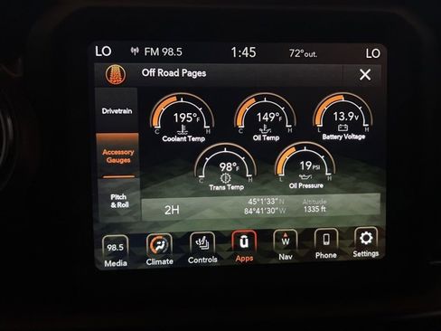 Used 2022 Jeep Wrangler Unlimited Sahara w/ Cold Weather Group image 31