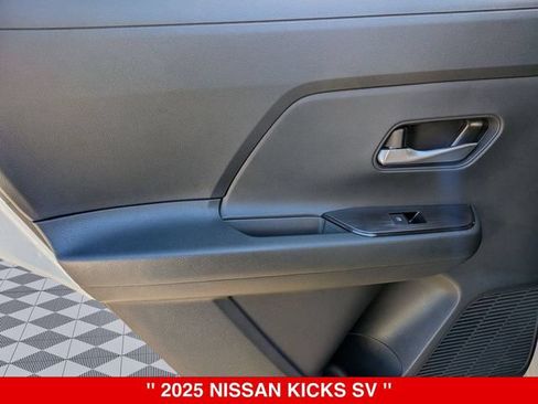 Certified 2025 Nissan Kicks SV AWD/4WD image 29