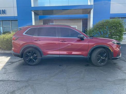 Used 2023 Honda CR-V Sport Touring image 9