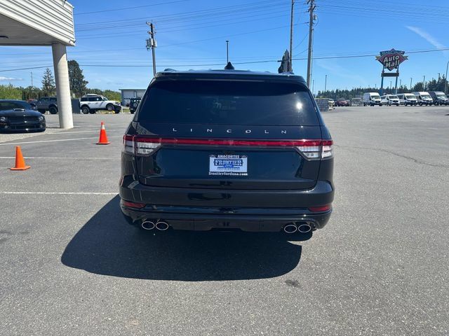 Used 2025 Lincoln Aviator Reserve w/ Luxury Package AWD/4WD image 3