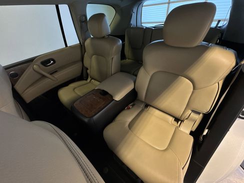 Used 2023 Nissan Armada SL w/ Captain's Chairs Package AWD/4WD image 23