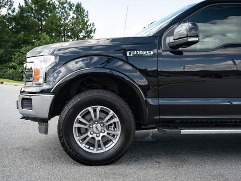 Used 2018 Ford F150 Lariat w/ Equipment Group 501A Mid AWD/4WD image 4
