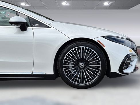Used 2022 Mercedes-Benz EQS 450+ Sedan image 36