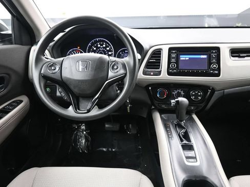 Certified 2022 Honda HR-V LX image 19