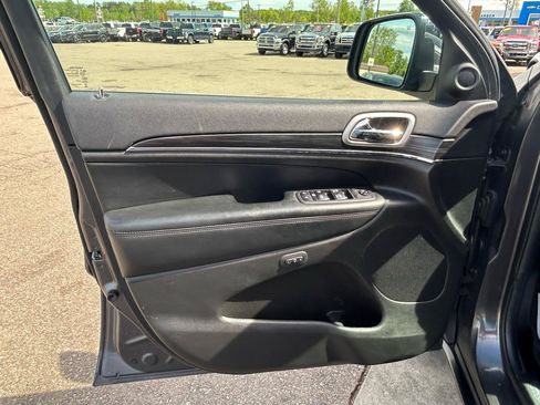 Used 2020 Jeep Grand Cherokee Limited w/ Trailer Tow Group IV AWD/4WD image 14