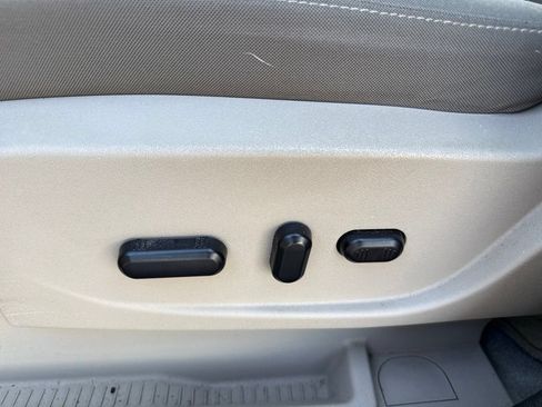 Used 2014 Ford Escape SE w/ Equipment Group 201A FWD image 16