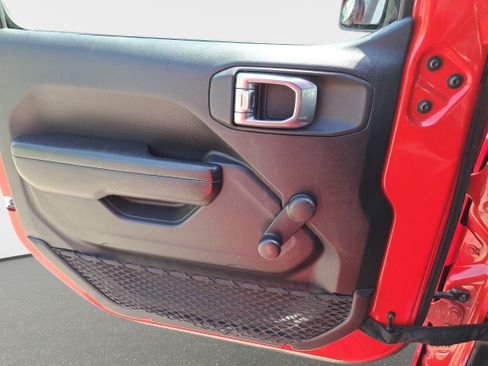 Used 2021 Jeep Wrangler Unlimited Sport image 24