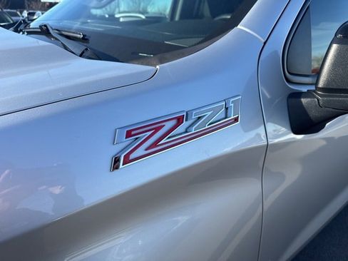 Used 2019 Chevrolet Silverado 1500 RST w/ All-Star Edition image 10