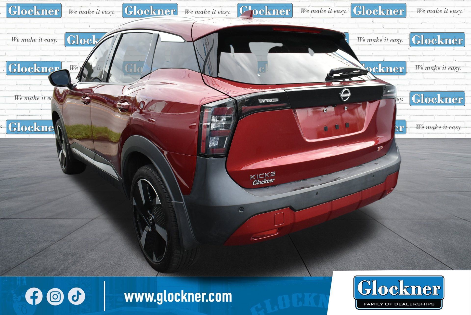 Used 2025 Nissan Kicks SR FWD image 8