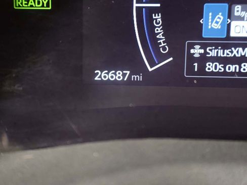 Used 2025 Toyota Camry LE w/ Convenience Package image 34