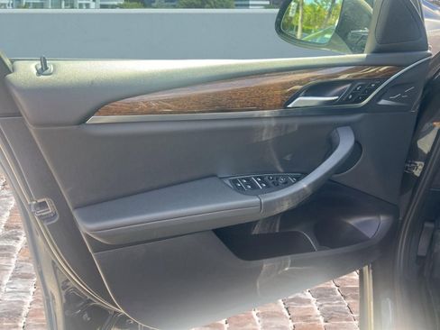 Used 2019 BMW X4 xDrive30i w/ Driving Assistance Package image 11