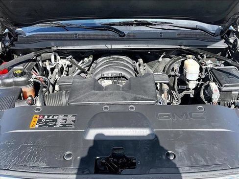 Used 2019 GMC Yukon XL SLT image 11