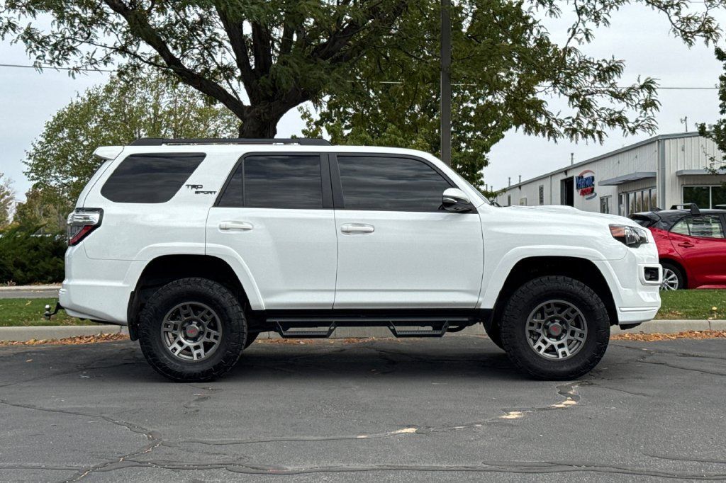 Used 2024 Toyota 4Runner TRD Sport w/ Technology Package AWD/4WD image 3