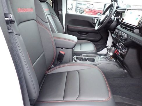 New 2026 Jeep Wrangler Unlimited Rubicon image 12