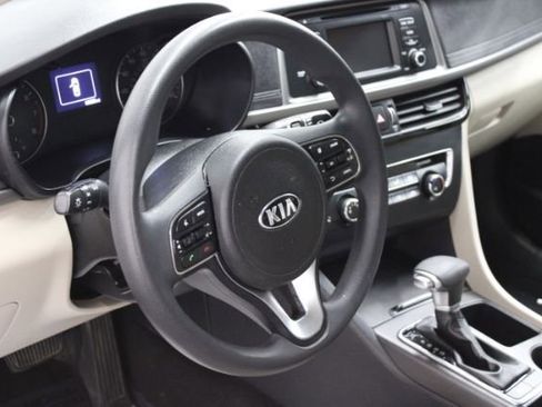 Used 2016 Kia Optima LX image 10