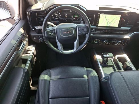 Used 2023 GMC Sierra 1500 SLT w/ SLT Premium Package AWD/4WD image 12
