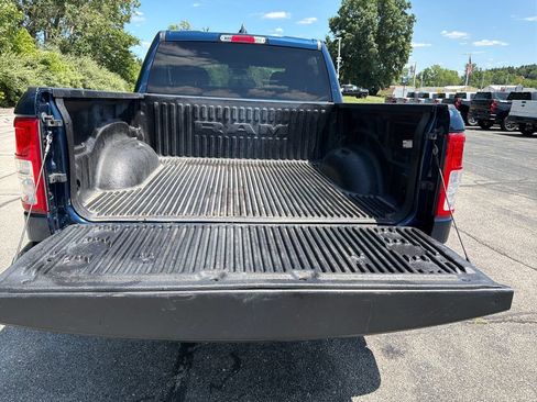 Used 2022 RAM 1500 Big Horn AWD/4WD image 30