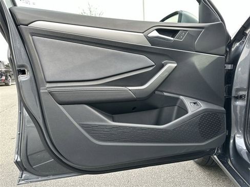 New 2026 Volkswagen Jetta SE image 14