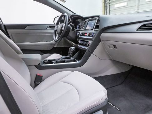 Used 2018 Hyundai Sonata SEL image 12