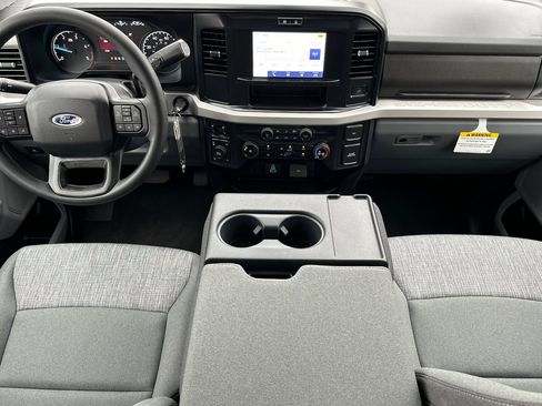 New 2025 Ford F250 XLT w/ 360-Degree Camera Package image 13
