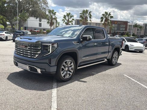 Used 2024 GMC Sierra 1500 Denali AWD/4WD image 8