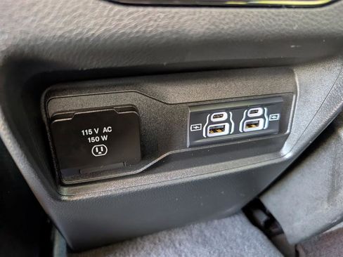 Used 2023 Jeep Grand Cherokee Summit image 28