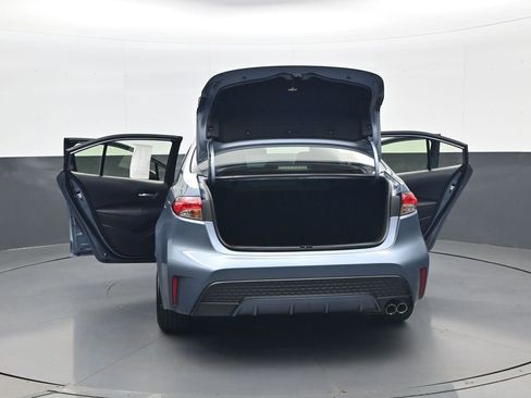 Used 2021 Toyota Corolla SE FWD image 32
