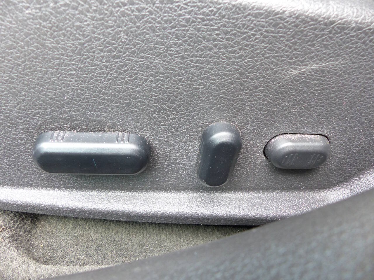 Used 2012 Ford Fusion SEL FWD image 23