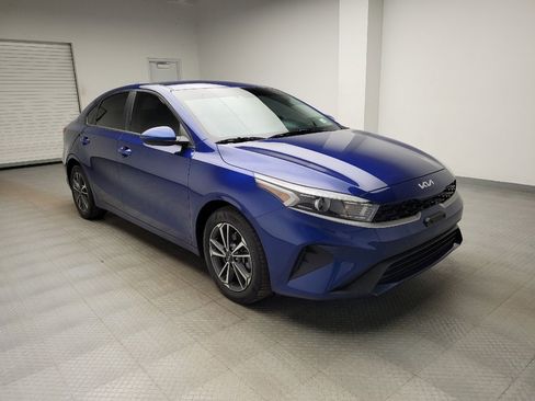 Used 2023 Kia Forte LXS image 13