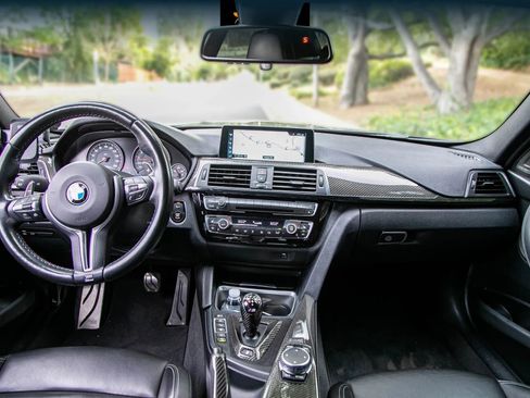 Used 2017 BMW M3 Sedan image 21