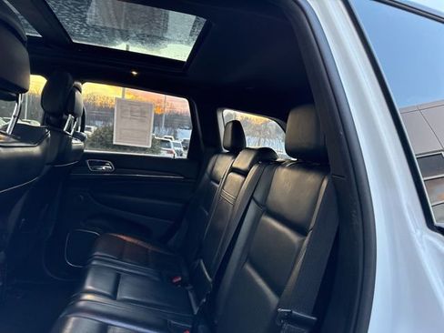 Used 2018 Jeep Grand Cherokee High Altitude image 29