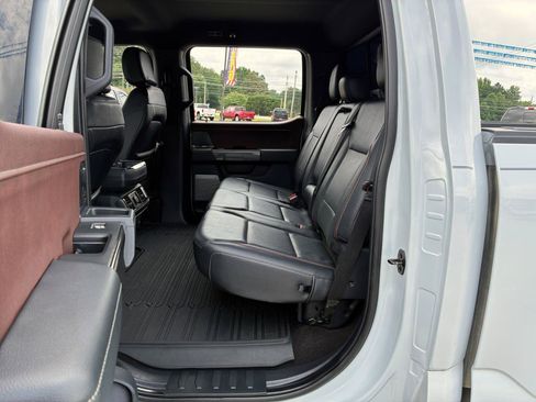 Used 2022 Ford F150 Lariat AWD/4WD image 31