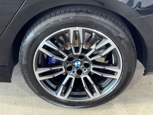 Used 2025 BMW 530i w/ M Sport Package RWD image 36