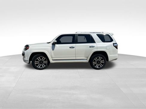 Used 2023 Toyota 4Runner Limited AWD/4WD image 3