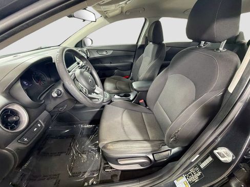 Used 2020 Kia Forte LXS FWD image 21