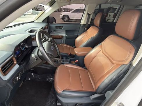 Used 2022 Ford Maverick Lariat image 20