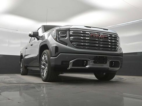 New 2026 GMC Sierra 1500 Denali w/ Denali Reserve Package AWD/4WD image 32