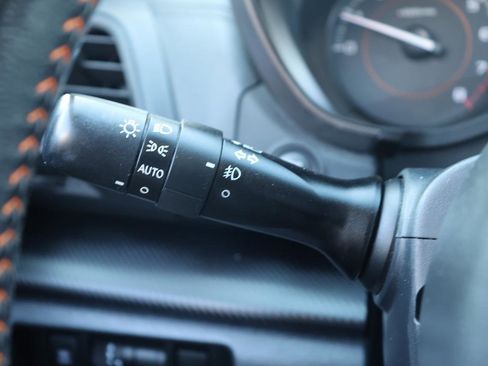 Used 2019 Subaru Crosstrek 2.0i Premium image 35