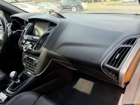 Used 2014 Ford Focus ST w/ Equipment Group 202A FWD image 12