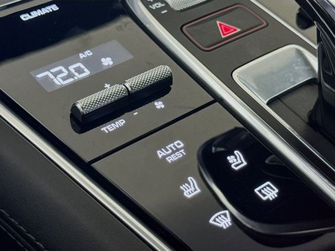 Certified 2019 Porsche Panamera GTS image 21