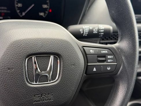 Certified 2023 Honda HR-V LX image 25