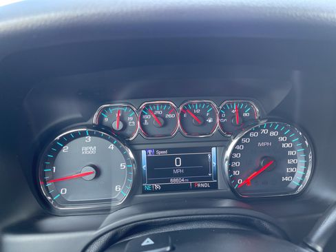 Used 2020 Chevrolet Tahoe Premier RWD image 20