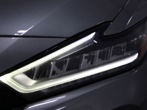 Used 2020 Nissan Maxima Platinum w/ Sport Mat Group FWD image 13
